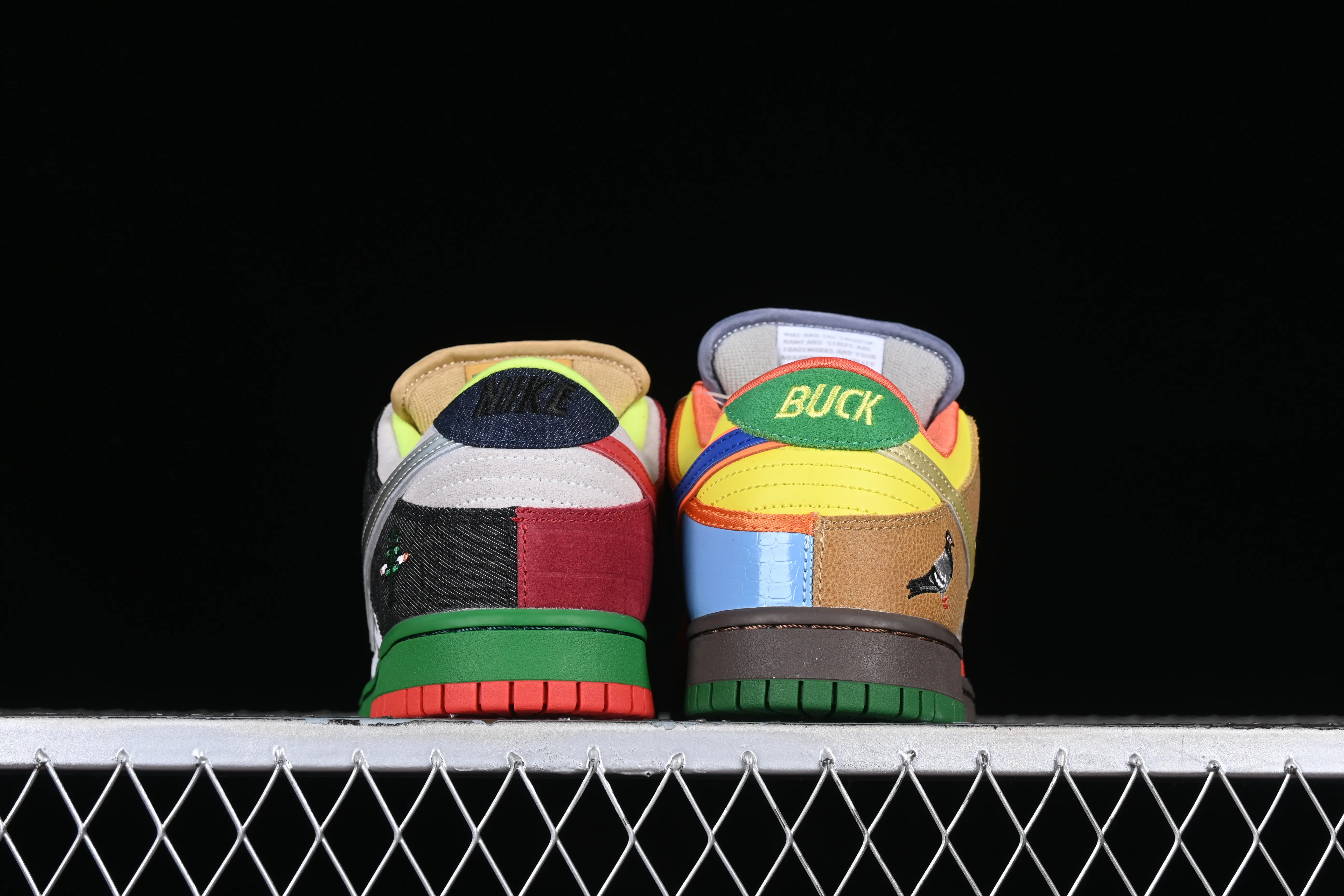 All categories Nk SB Dunk series Nk SB Dunk Low low-top sneakers Nk SB Dunk Low "What The Dunk" Pop art mix and match SB low-top casual sports skateboard shoes 318403-141